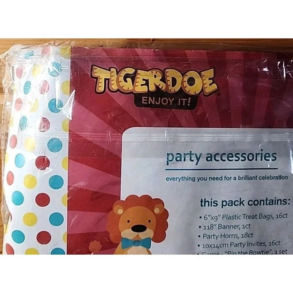 Circus Party Kit 55 Piece Decoration Kit Fun Colorful Animal Shape